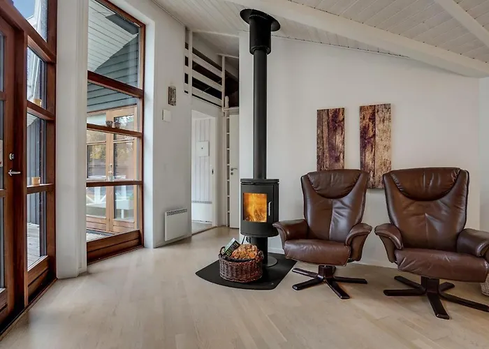 Cozy In Rodby With Sauna בית נופש