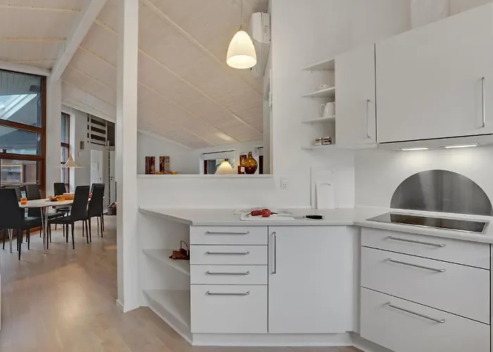 Cozy In Rodby With Sauna בית נופש