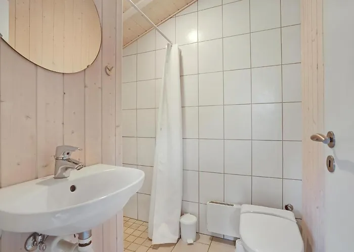 Cozy In Rodby With Sauna بيت للعطل *