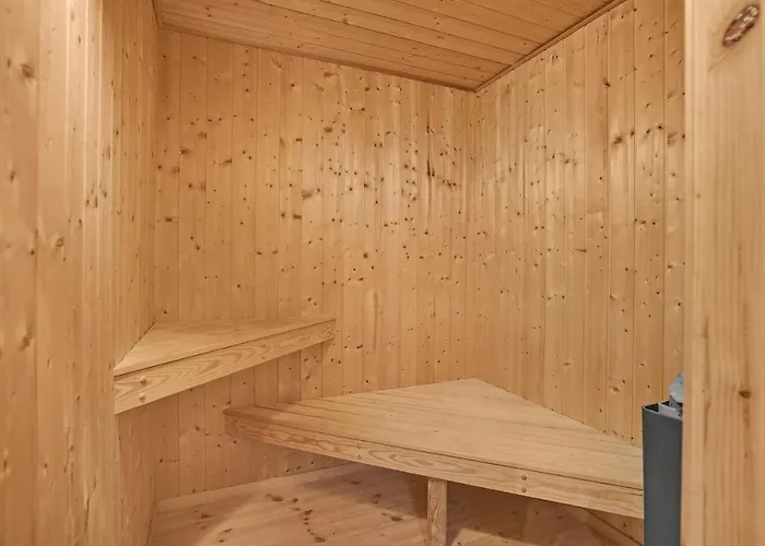 Cozy In Rodby With Sauna בית נופש Kramnitse